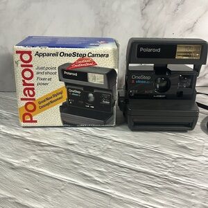 POLAROID OneStep Closeup 600 Instant Film Camera with Strap Untested